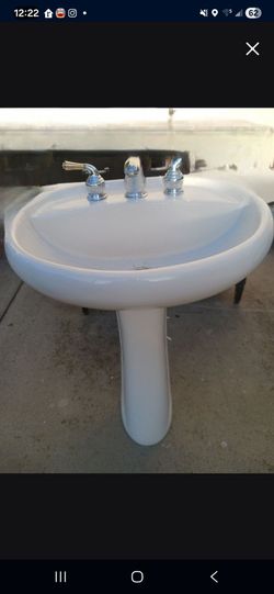 Pedestal Sink and Faucet
