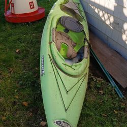 10 Ft Pelican Kayak 