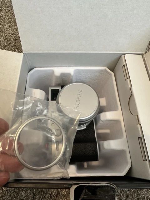 Fujifilm X100VI 40.2MP Digital Camera - Silver - With Lens Hood