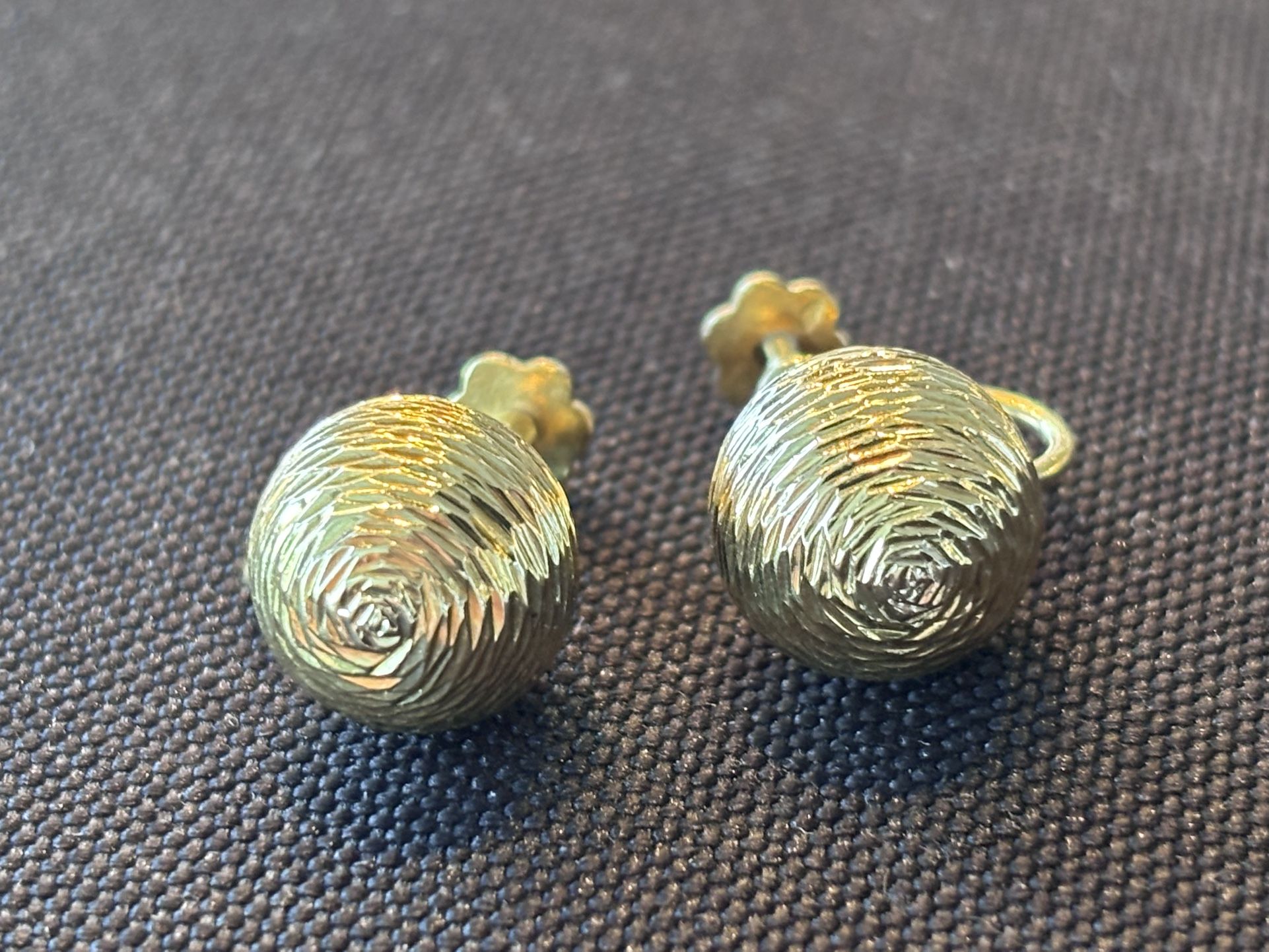 Tiffany & Co 18K Gold Screw back Earrings