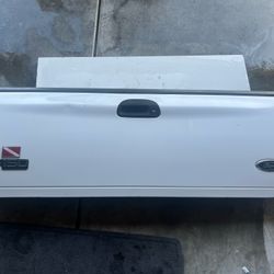 97-2003 Ford F-150 Tailgate White