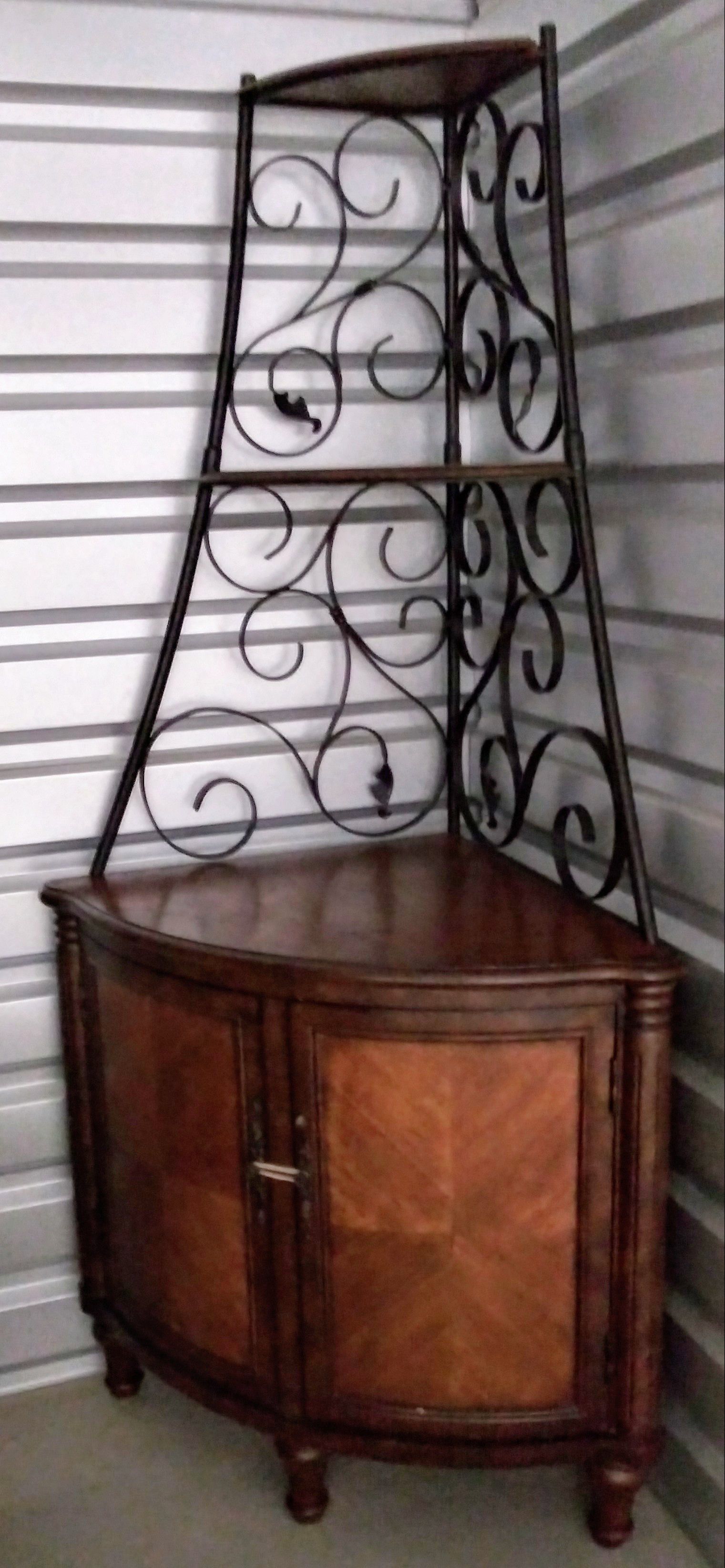 Corner Rack with Wrought Iron Frame and Wood Storage Shelves