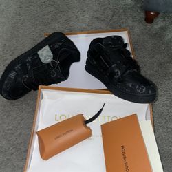 men LV shoes 