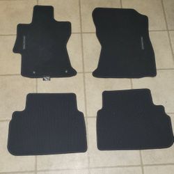 2018- 2023 Suburu Crosstrek OEM Floor Mats