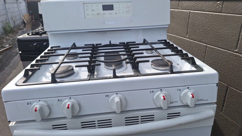 APARTMENT/HOUSE. STOVES...$299.