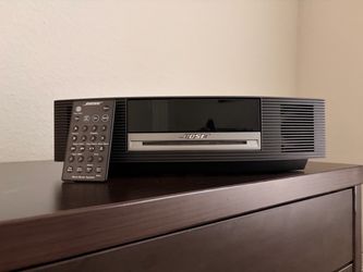 Bose Wave Music System – Excellent Condition + Remote