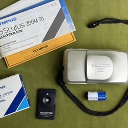 Olympus Stylus Zoom 70 Quartzdate Camera Kit w/ Remote in  Excellent Condition