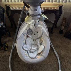 Fisher Price Baby Swing Like New