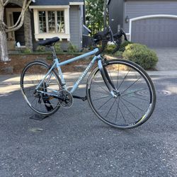 Women’s Bianchi Road Bike 