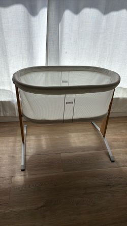 Baby Bjorn  bassinet