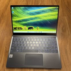 MSI Modern 14 B10MW core i3 10th gen 16GB Ram 256GB SSD Windows 11 Pro 14” UHD Screen  Laptop with charger in Excellent Working condition!!!!!  Specif