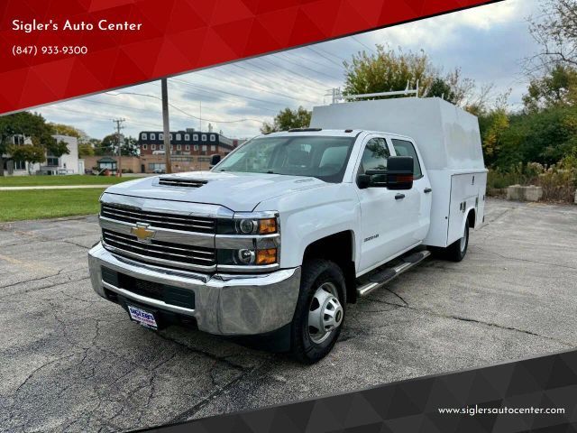 2017 Chevrolet Silverado 3500 HD Crew Cab & Chassis