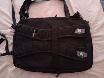 SWISS GEAR MESSENGER BAG/BACKPACK 