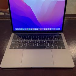 2019/2020 Macbook Pro 13 Touchbar 13 1.4Ghz i5 8GB 128GB Like New