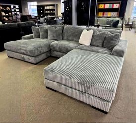 Lindyn Fog 3-Piece LAF Sectional