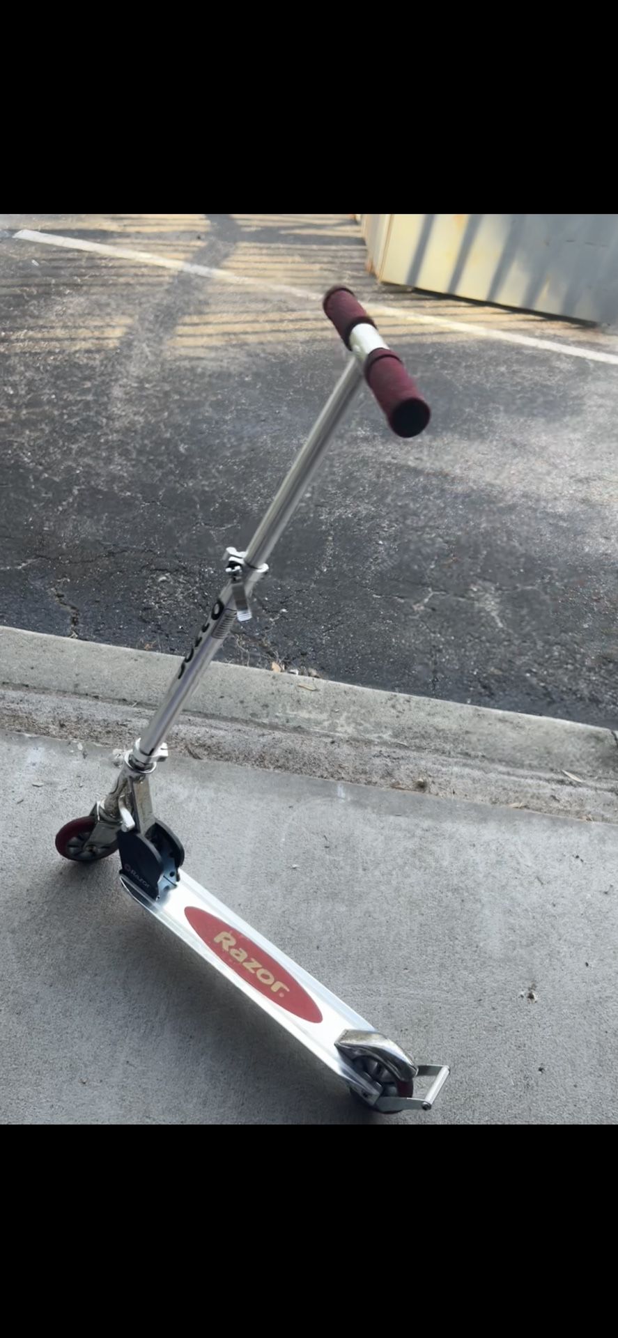 Razor scooter 