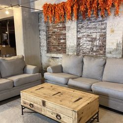 White Couch set (Delivery Available!)