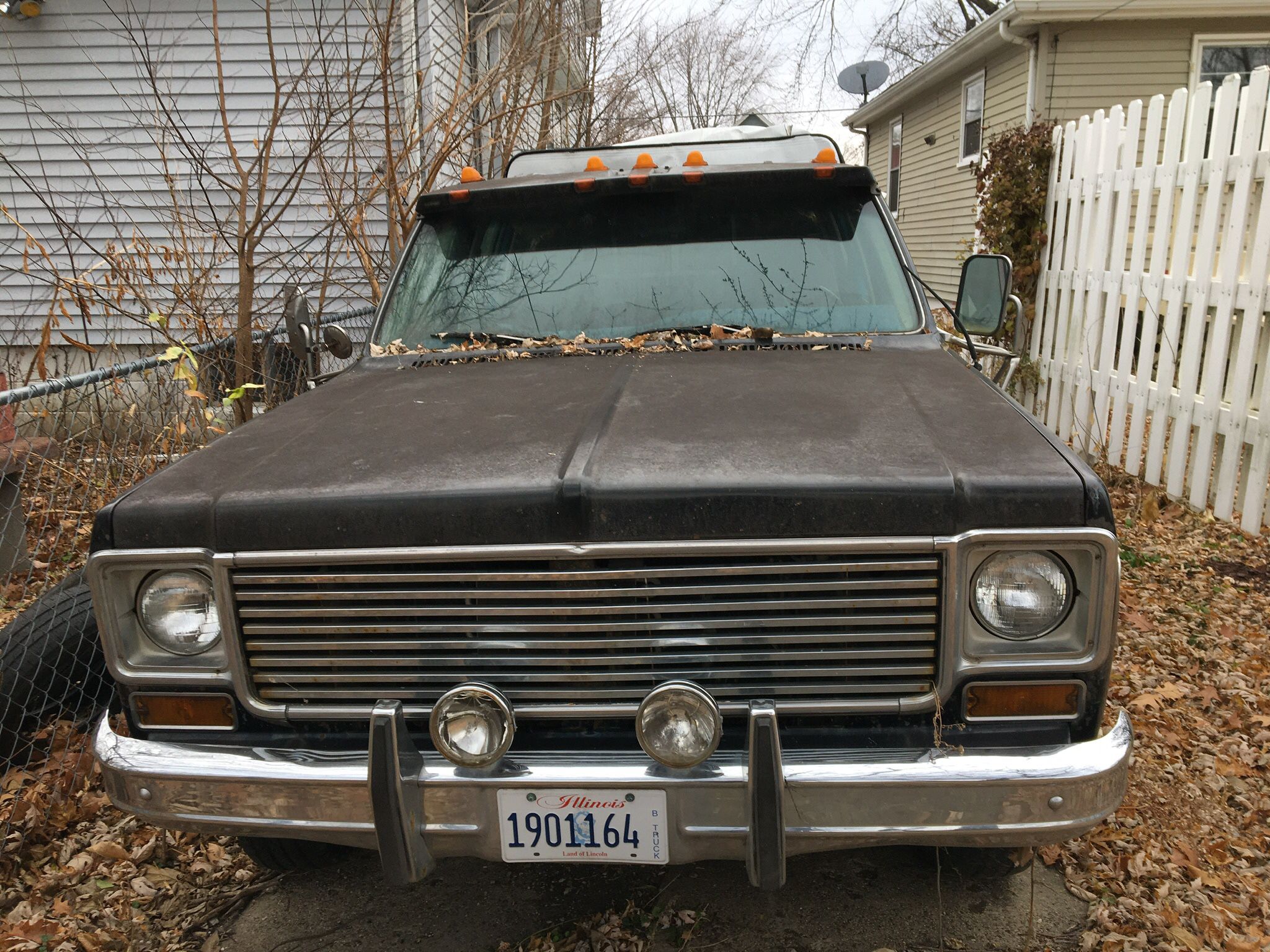 Photo 1976 Chevy Dully Crew Cab Pick Up Truck
