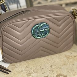 Crossbody 