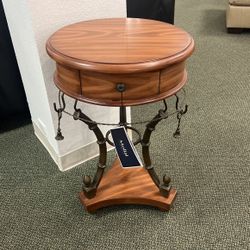 Accent Table