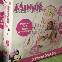 Brand New Minnie Mouse Tent Flashlight Pillow 3 Piece Set