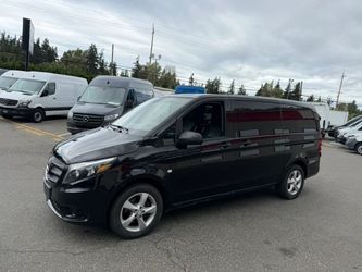 2017 Mercedes-Benz Metris Passenger