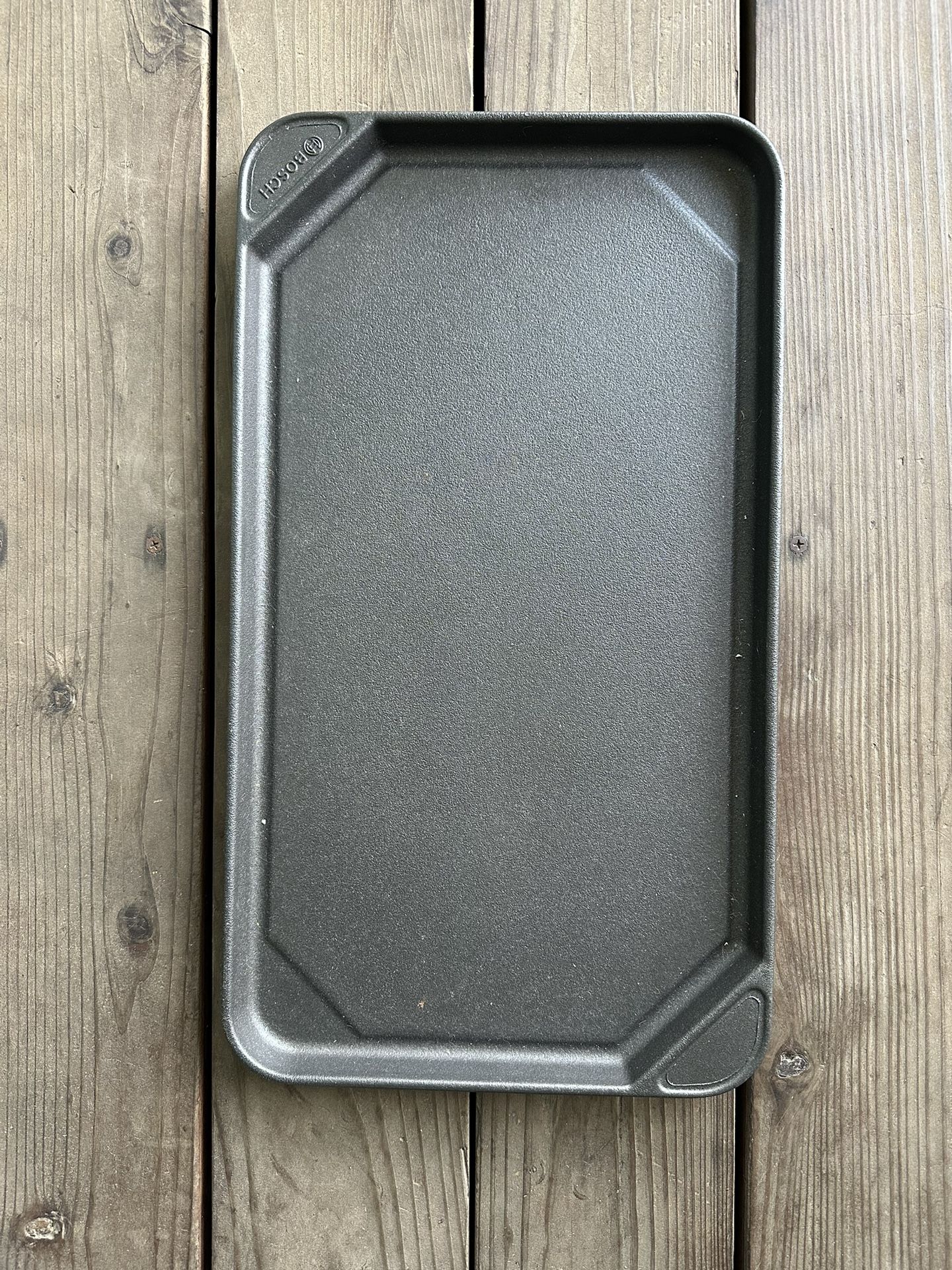 Bosch Cast Iron Griddle Plate Sells for $190