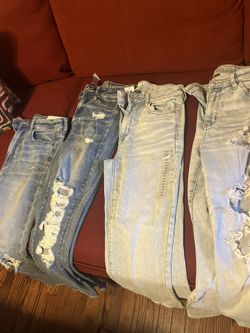 4 Pairs of American Eagle jeans (Size 8 Short)