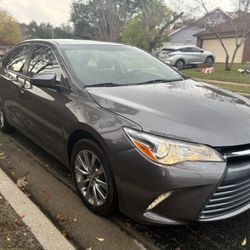 2016 Toyota Camry XLE