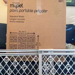 Pet gate Portable 🐾🐾🐾🐾