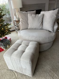 Swivel Chair With Ottoman