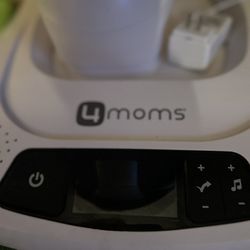 Infant 4moms  Have Free Hands This Holiday Season 