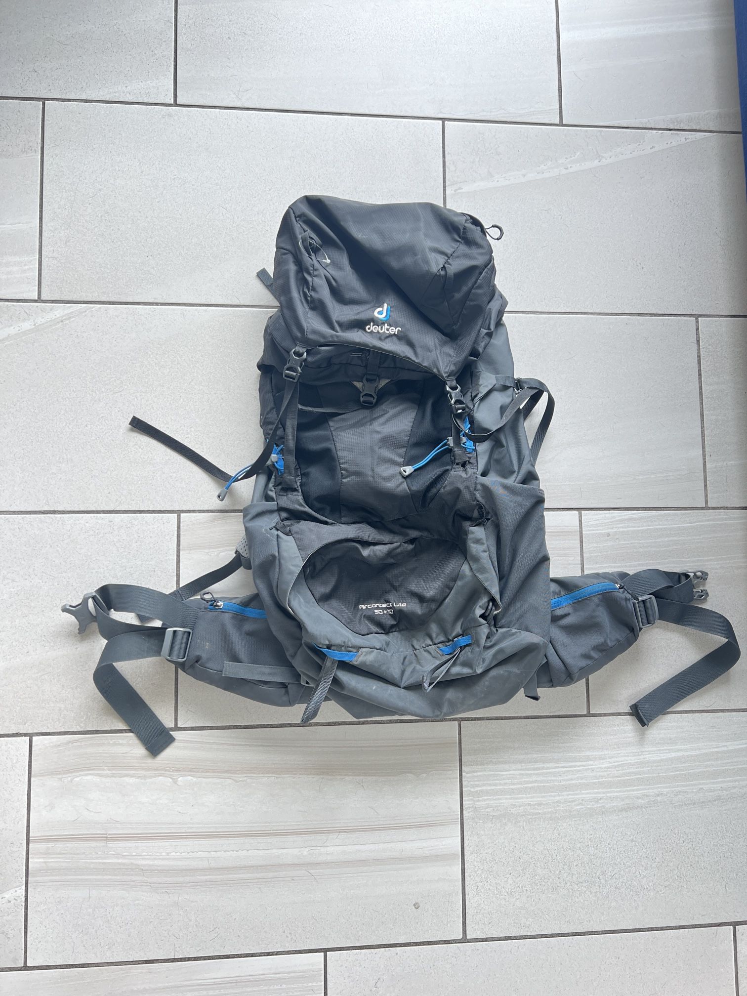 Deuter Aircontact Lite 50+10 Trekking Bag