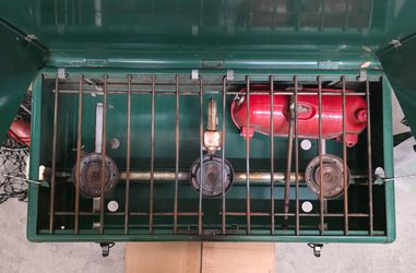 Coleman 426B 3-Burner Gas Stove