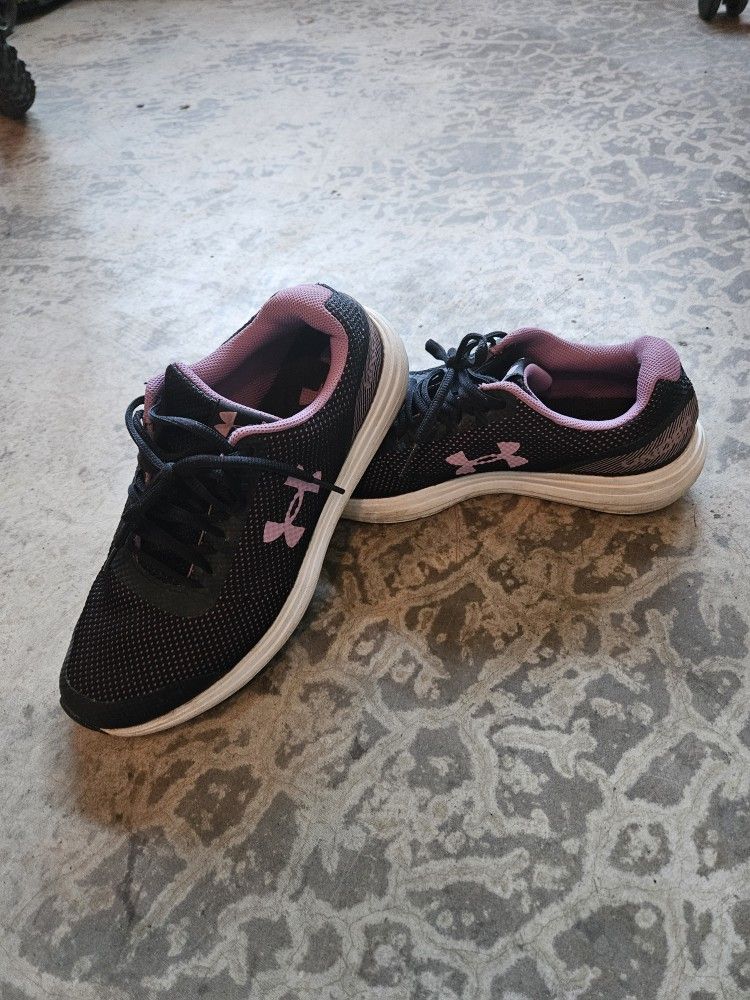 Under Armour Women's Shoes- Size 9