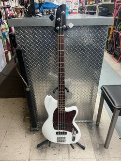 Ibanez TMB100 Bass Guitar