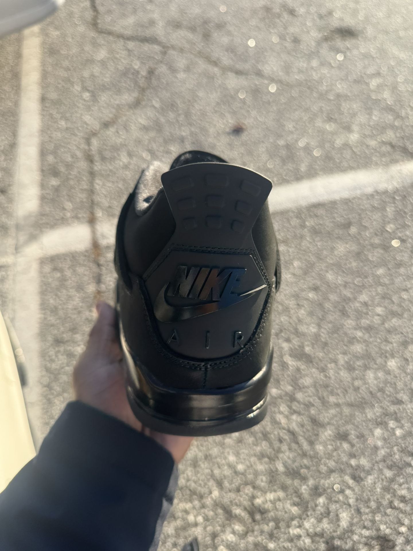 Retro Jordan 4 Black Cat