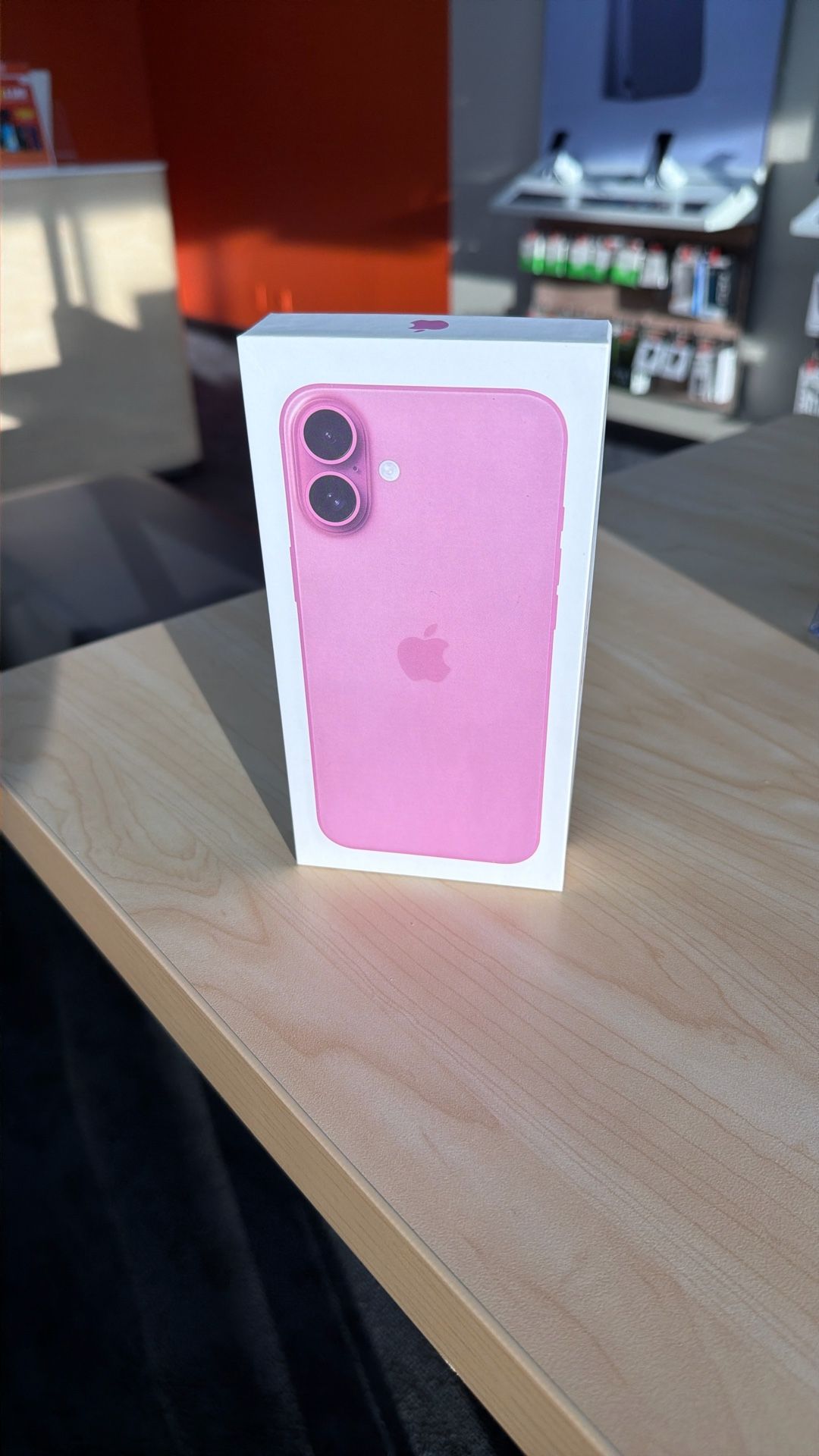iPhone 16 Plus Pink 128GB Like New