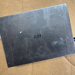 Jeda Wireless Pad & USB Hub for Tesla Model 3 / Model Y (Pre-Refresh Console, 2017–2021)  Selling two premium Jeda accessories for pre-refresh Tesla M