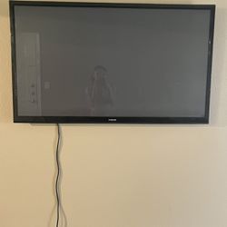 Samsung 55” Flat Screen TV with Mount