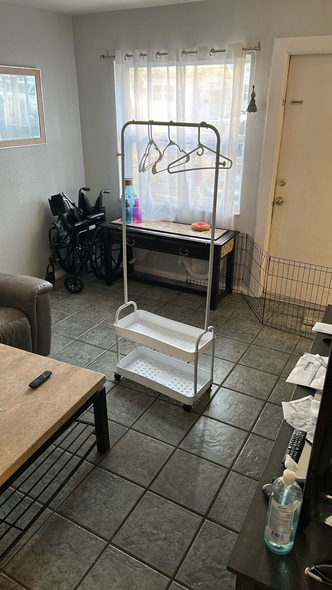 Portable Clothes Hanger And Storage