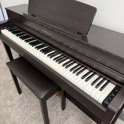 Yamaha-Clavinova-CLP-645-Digital-Piano