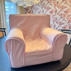 Kids Pottery Barn Chairs