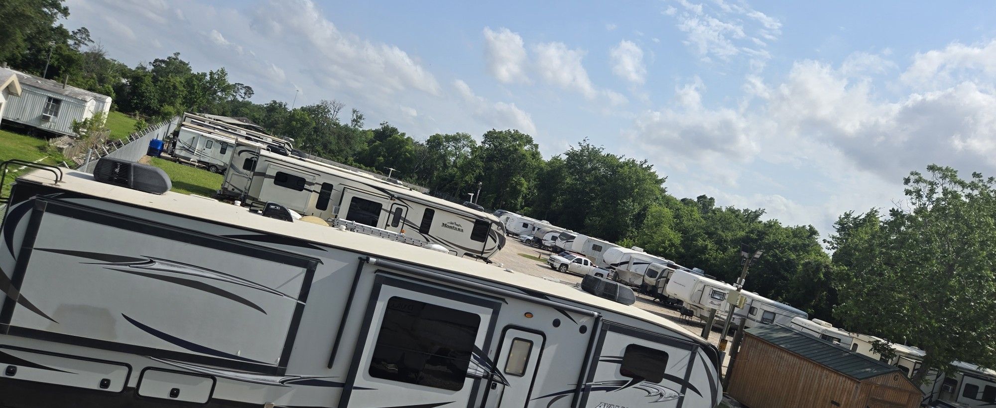 Se Reparan Trailas Techos Piso Carpetat Y Sercas