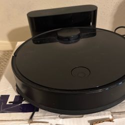 Roborock Robot Vacuum 