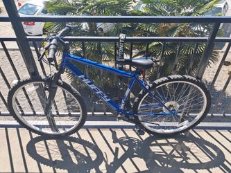 Blue huffy bike