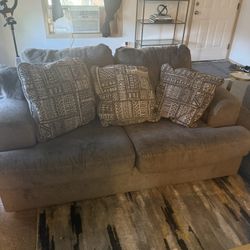 Free Sofa And Love Seat