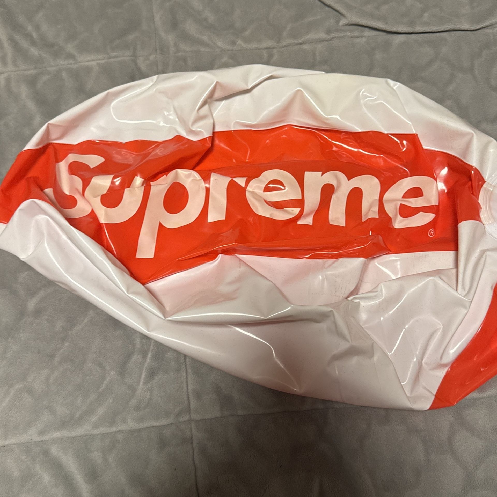 Supreme Beach Ball 
