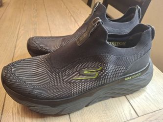 Skechers Men's Relaxed Fit 2.0 Hersch slip-on walking shoes Men's Size 11.5 Gym
