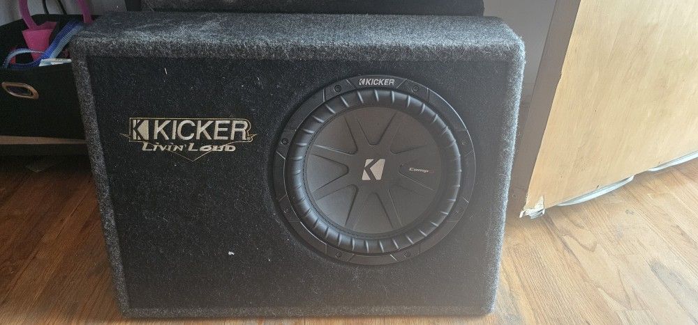 Kicker Livin Loud Sub Box With Comp R Sub